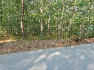 29 Homestead Ave, Westhampton Beach, NY 11978
