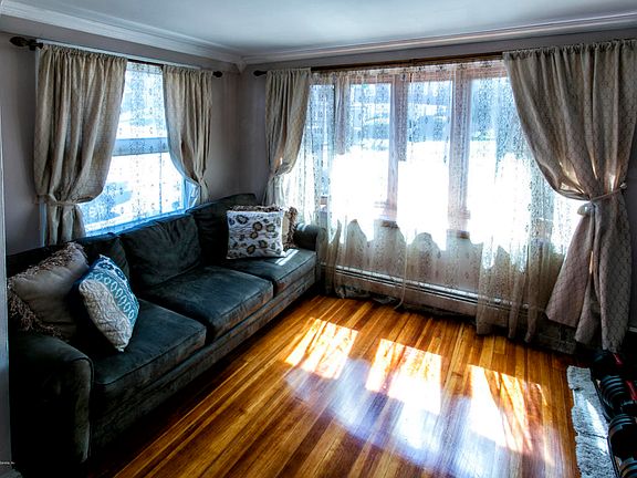 3rd image of 107 Egbert Ave