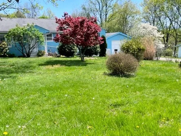 51 Foreman Ave S, Uniontown, PA 15401