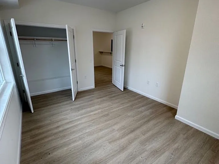 1269 Main St #10B — Photo 3