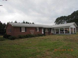 5463 Pine St, Bailey, NC 27807