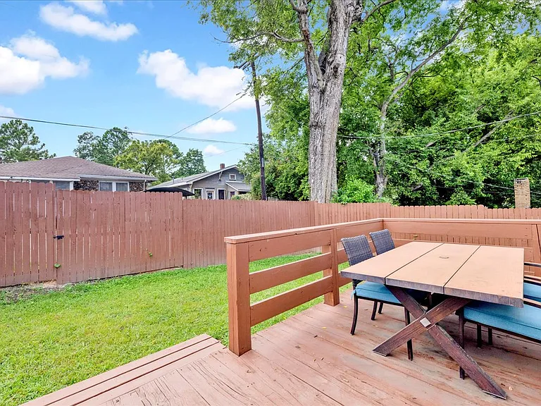+Patio seating for 4