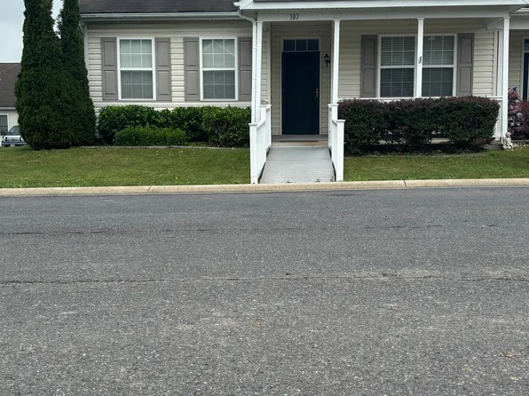 107 Heartwood Dr, Frostburg, MD 21532