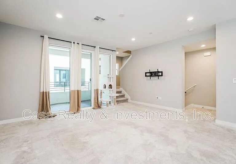 2117 Copper Walk — Photo 3