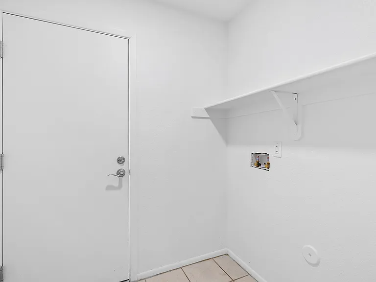 7929 N Supernova Dr — Photo 21
