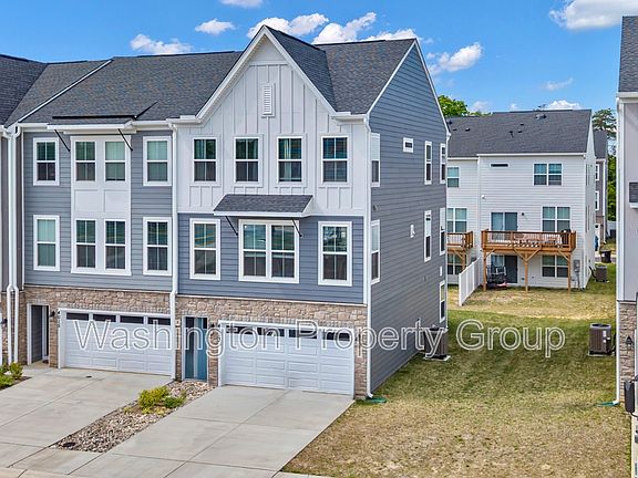 4th image of 4013 Singerville Ct