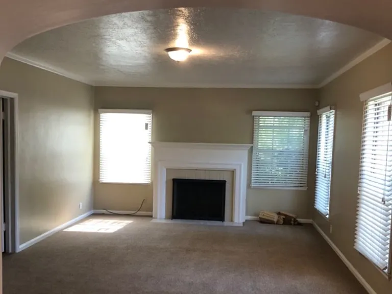 1168 S Country Club Blvd — Photo 2
