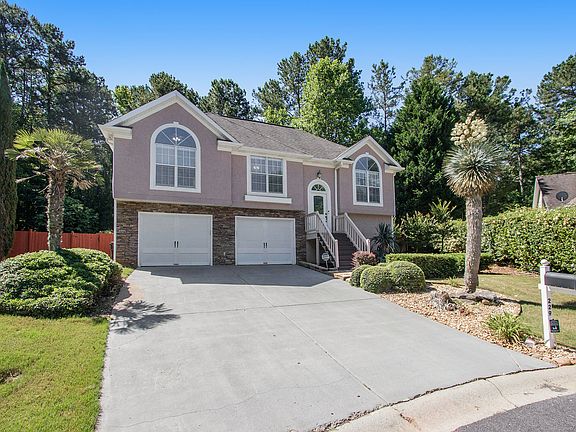 2nd image of 229 Preston Cir