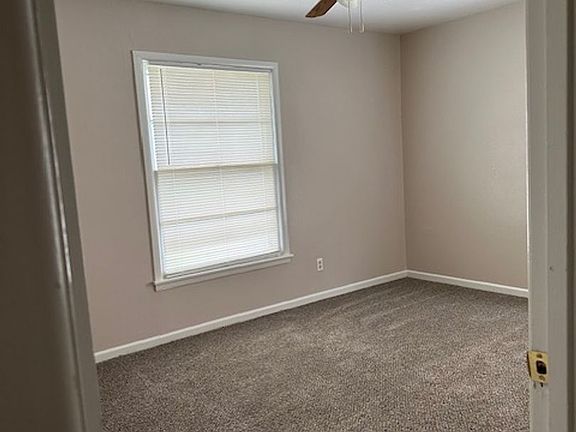 5th image of 1411 Glendale St