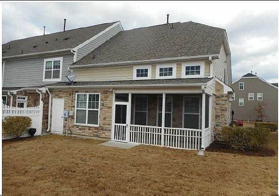 Screened porch on the back