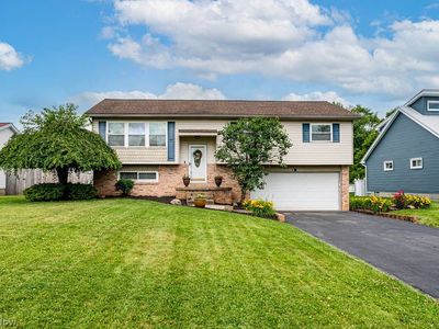 1759 Arbor Dr, Mineral Ridge, OH, 44440
