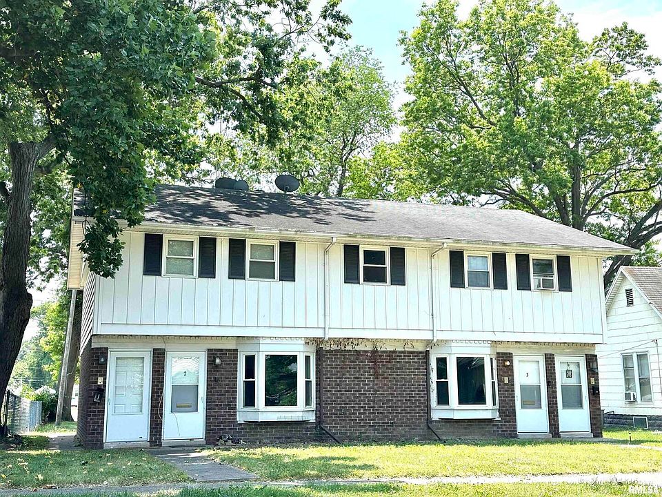 1st image of 1221 E Broadway #4