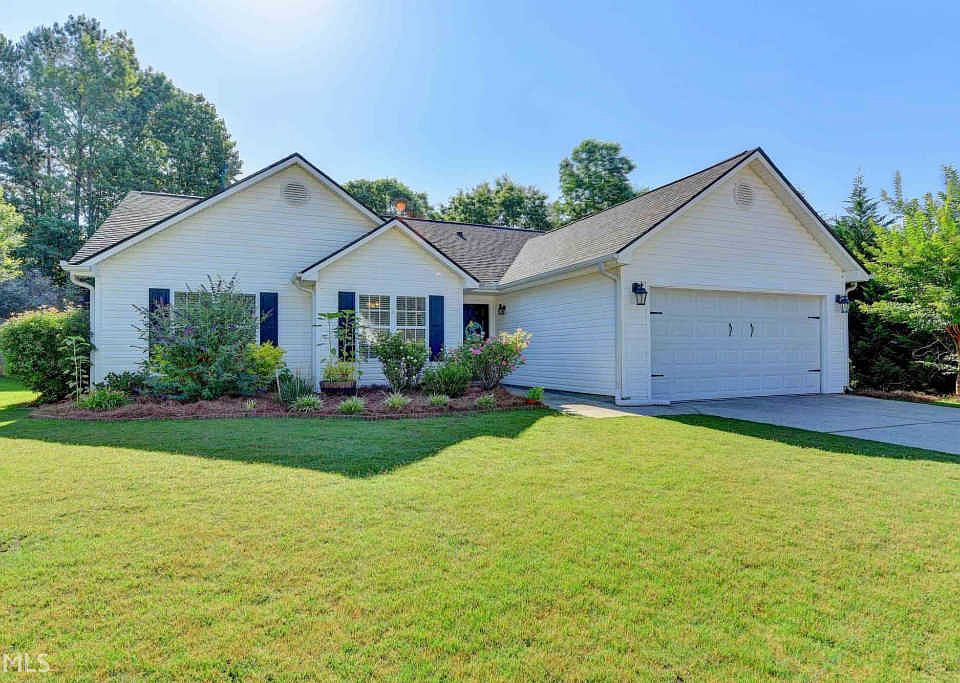 1st image of 2445 Fort Daniels Dr