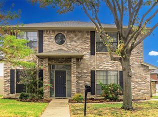 8441 Ruthette Dr, North Richland Hills, TX 76182