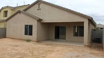 2nd image of 1104 W Desert Hollow Dr