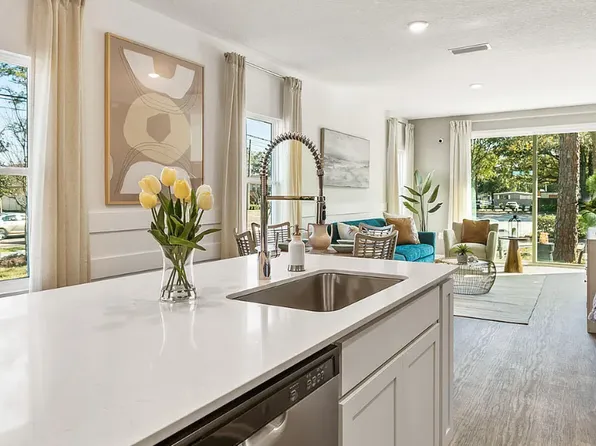 (undisclosed Address), Jacksonville, FL 32210
