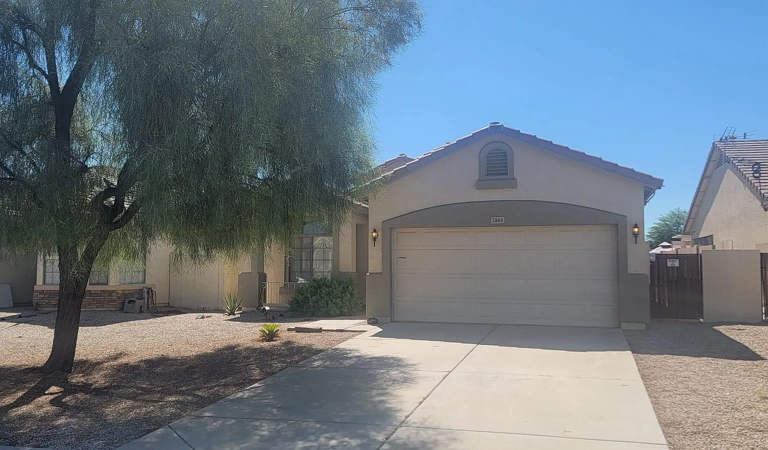 2865 E Superior Rd — Photo 1
