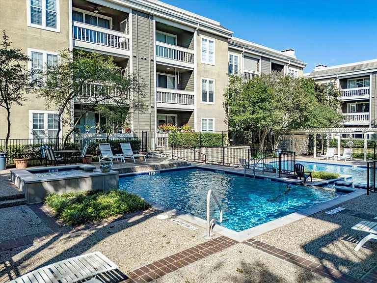5310 Keller Springs Rd #332 — Photo 31