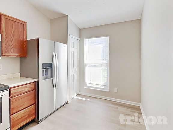 4th image of 5530 Thompson Park Blvd