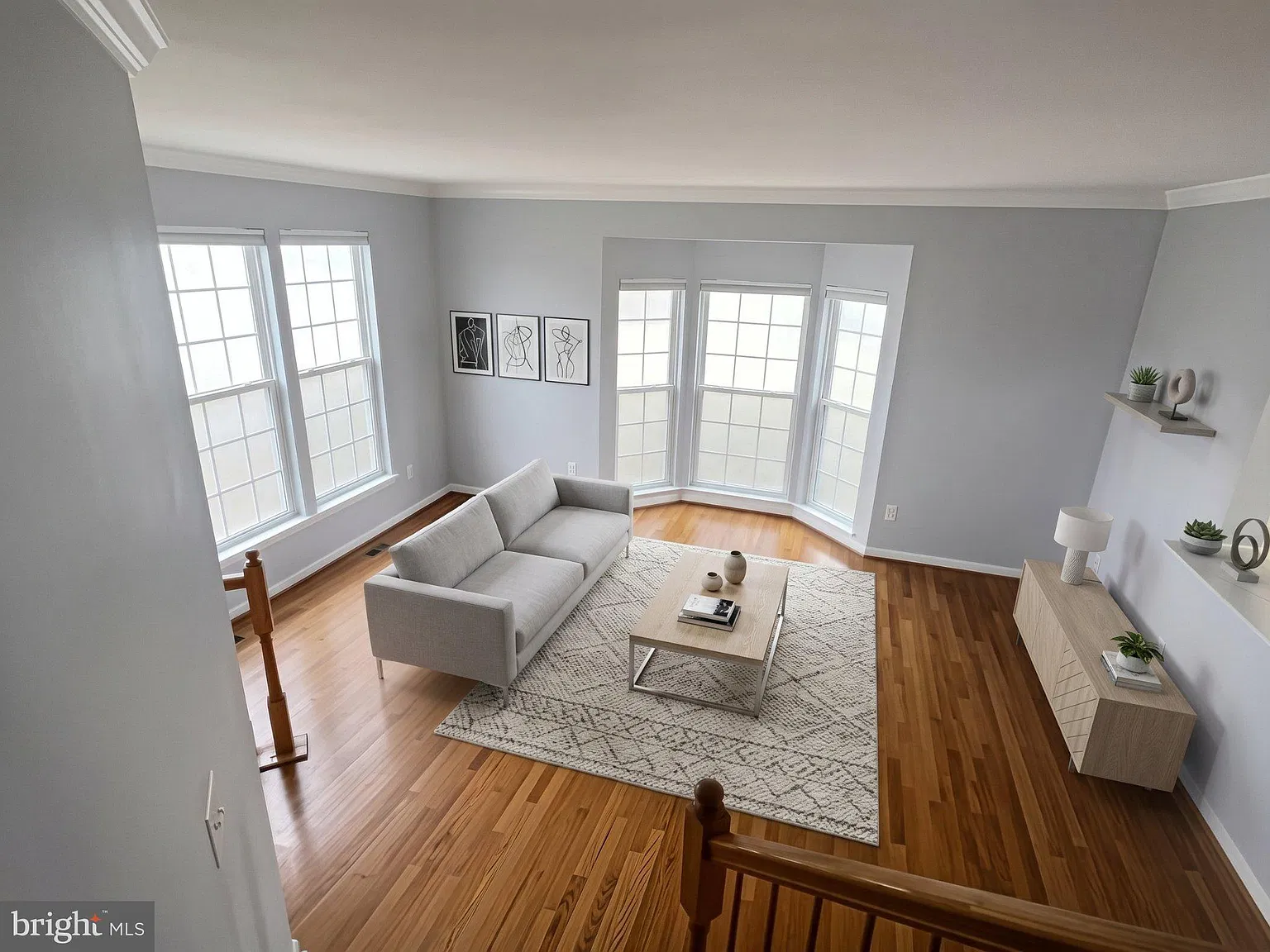 4 bed, 3.5 bath, 2652 sqft, $2,950 — Photo 2