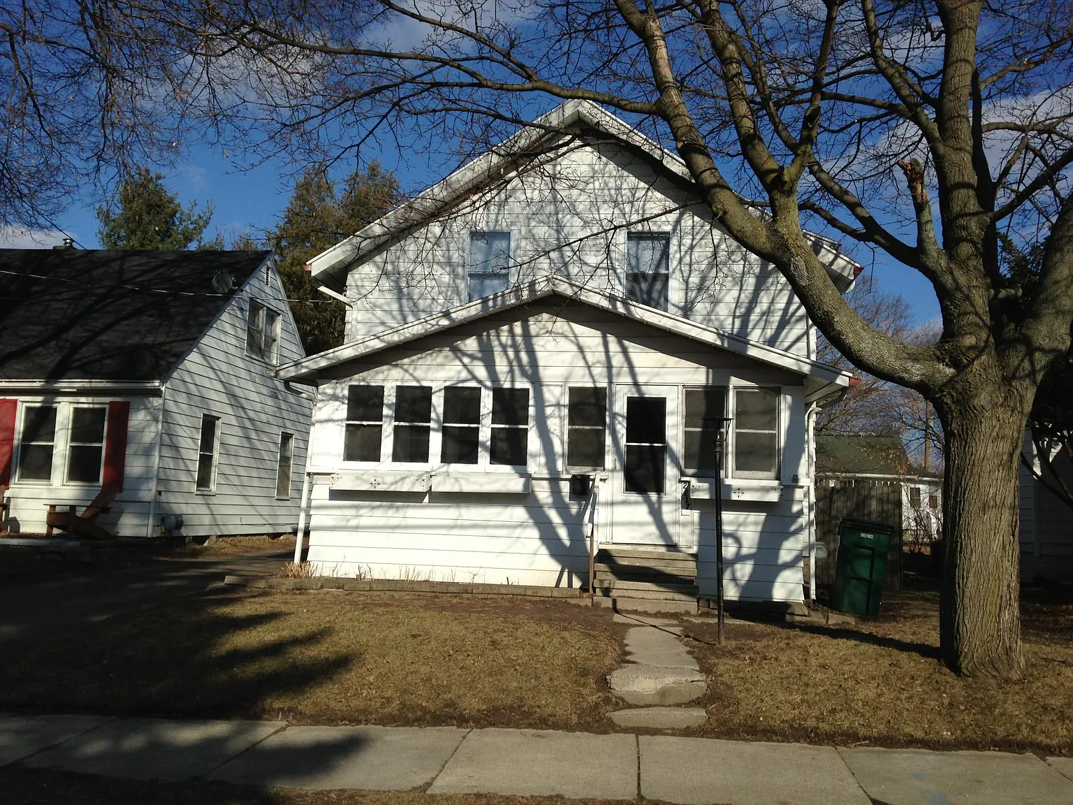 2217 Lyons Ave photo 1