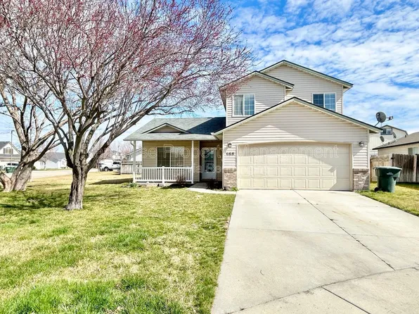 668 N Quarter Moon Ave, Kuna, ID 83634