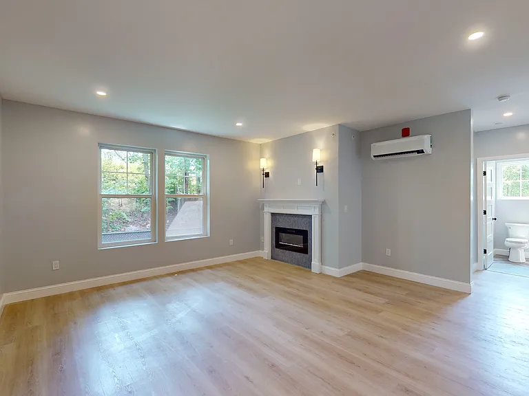 793 State St #1D — Photo 7
