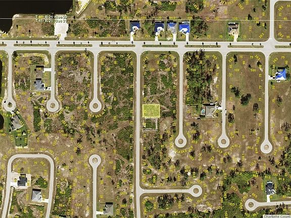 2nd image of 37 Dock Dr