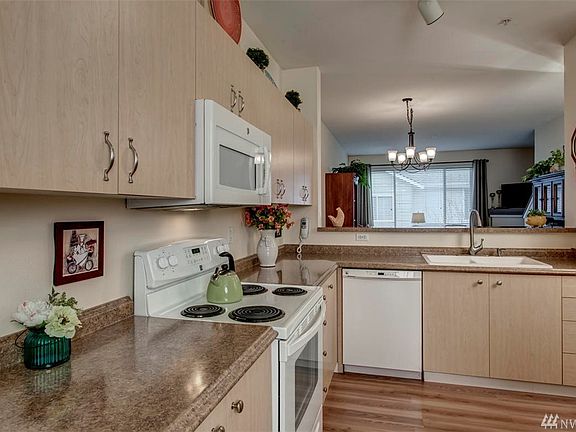 5th image of 14506 1st Ln NE Unit 105