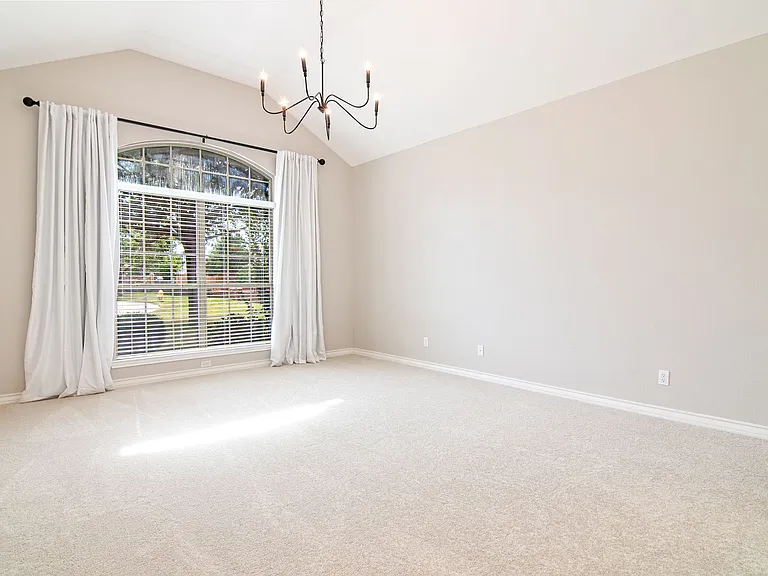 5508 La Jolla Cv — Photo 9