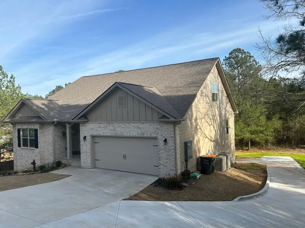 607 Alcovy River Dr, Loganville, GA 30052