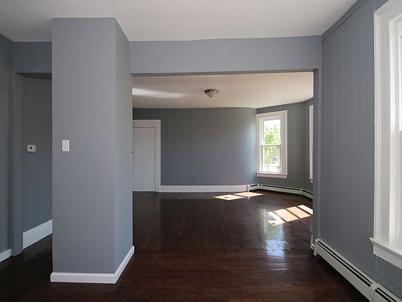 3rd image of 10 Daggett St Floor 2