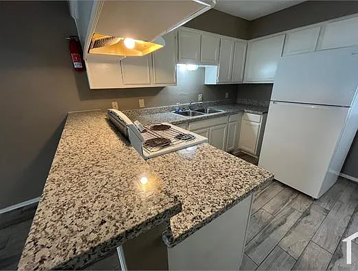 2 bed, 800 sqft, $875 — Photo 4