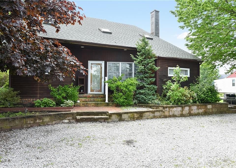 1st image of 51 Oak Ave