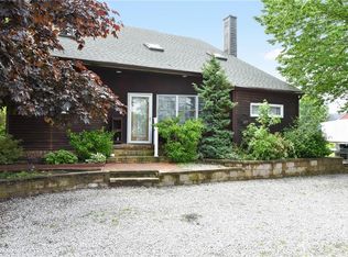 51 Oak Ave, Narragansett, RI 02882