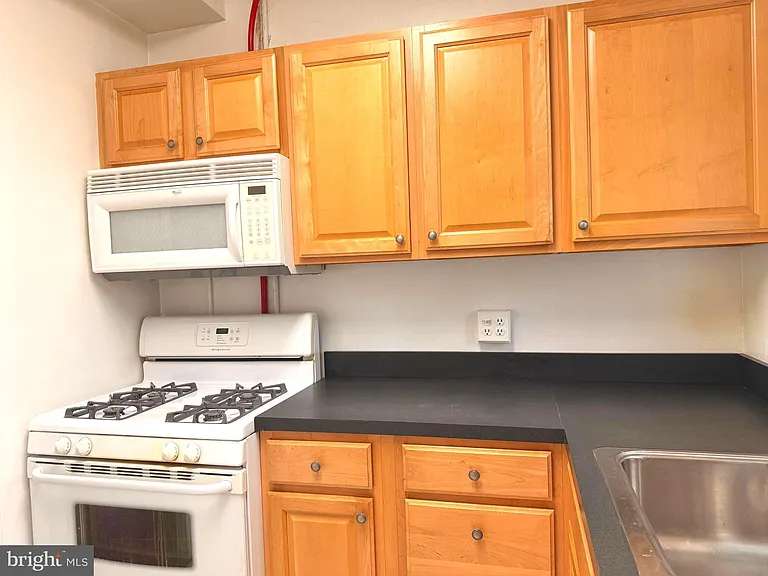 3211 Ravensworth Pl — Photo 14
