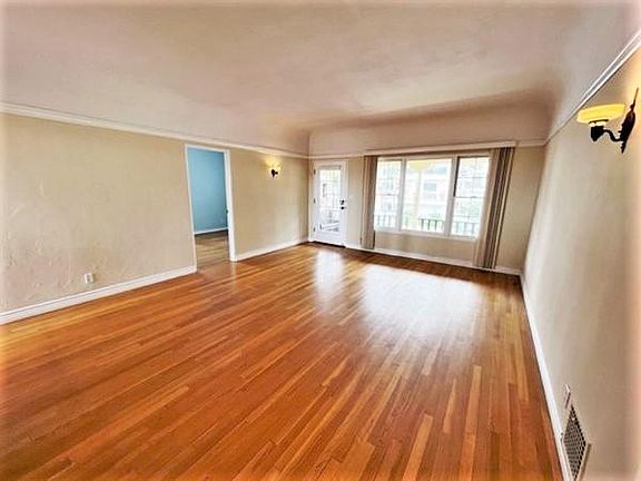 2nd image of 129 W Mason St APT 3