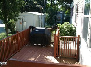 142 Pocono Point Rd, Danbury, CT 06810