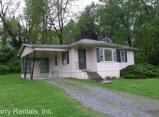 327 Larimer Ln, Tazewell, VA 24651