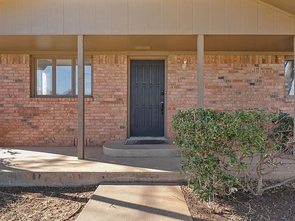 4th image of 4801 9th St