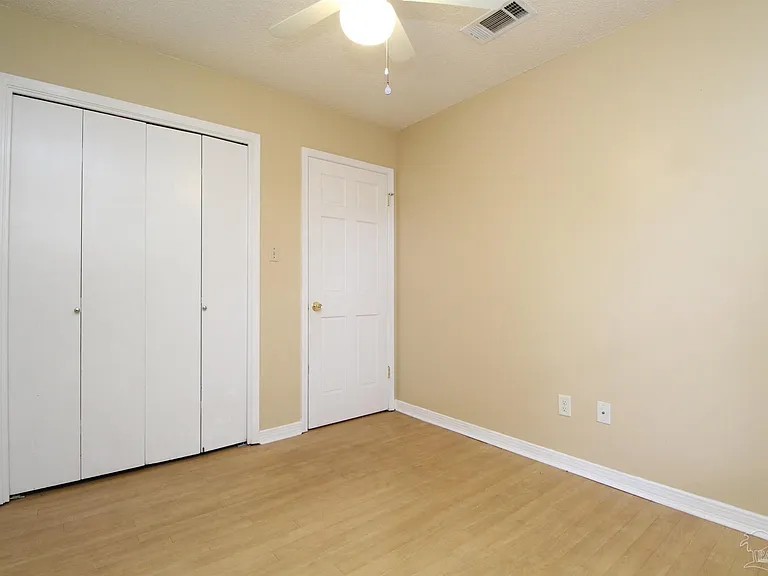 6201 Forest Pines Dr — Photo 11
