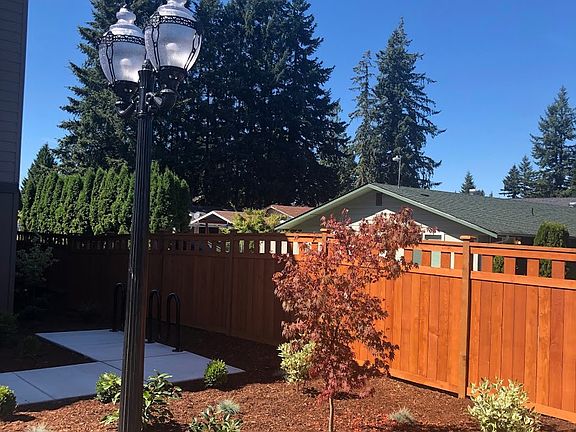 5th image of 1310 Cedar Ave #207
