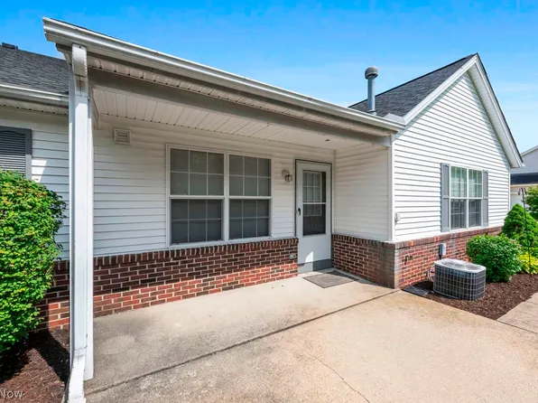 9215 Hickory Ridge Dr, Streetsboro, OH 44241