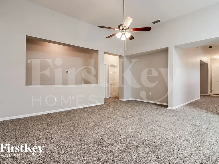1080 Clearpointe Way — Photo 6