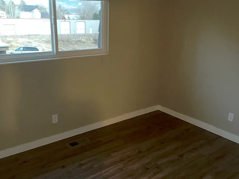 162 N 300 W #1 — Photo 10