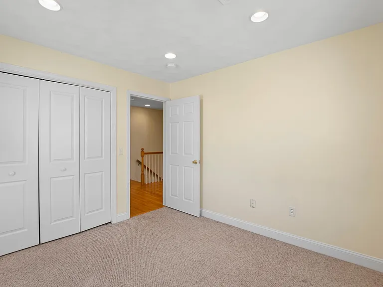 103 Bay View Ave — Photo 25