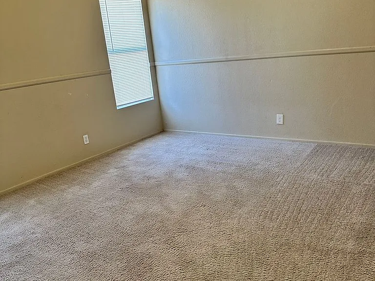 441 S Maple St #10 — Photo 6
