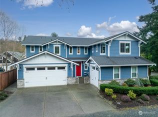 11036 E Riverside Dr, Bothell, WA 98011
