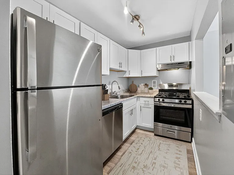 The Phoenix Apartments — Photo 1