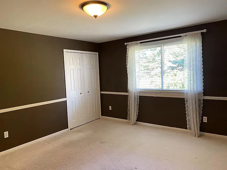 323 Shellbourne Dr — Photo 19